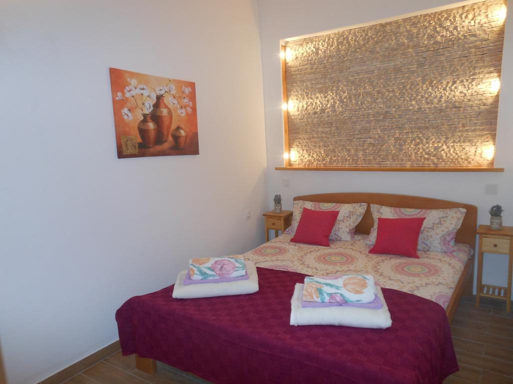 Apartments Marino Povljana Bagian luar foto